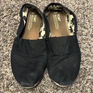 TOMS Shoes